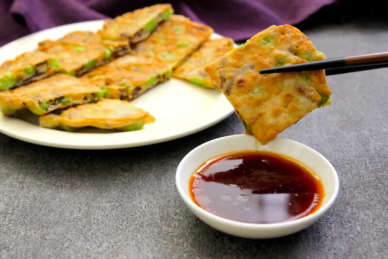 สูตรอาหาร “แพนเค้กถั่วแระญี่ปุ่น” กรอบอร่อยน่าทาน! เสิร์ฟคู่กับน้ำจิ้มรสสดชื่นที่เติมน้ำมะนาว